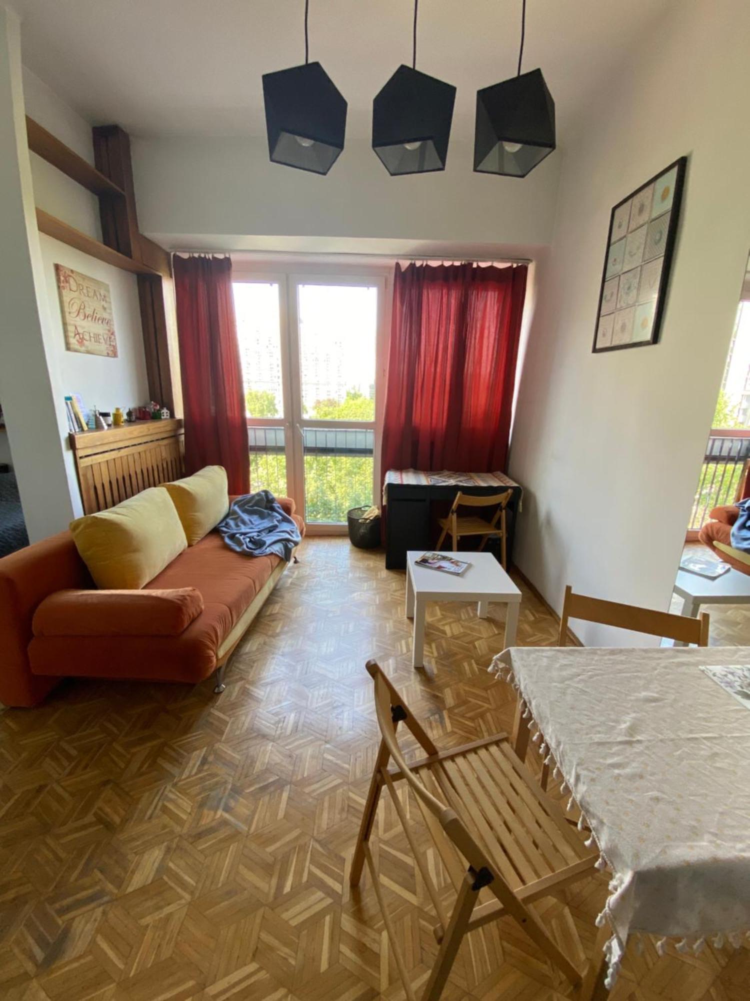 Ohmyhome - Sunny Apartment In City Center Варшава Экстерьер фото